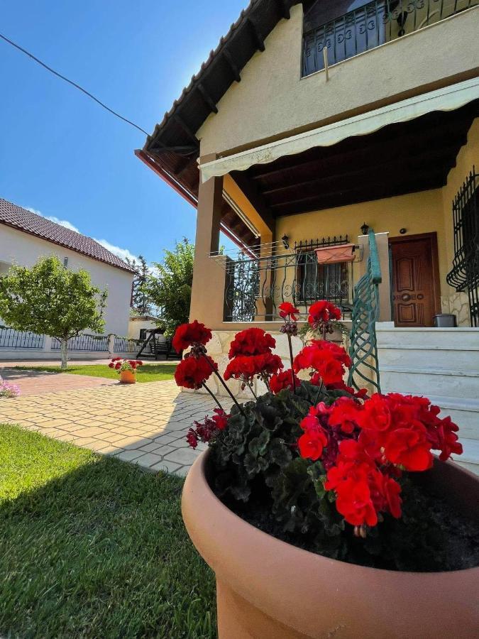 Villa Katerina Nea Kallikrateia Exteriör bild